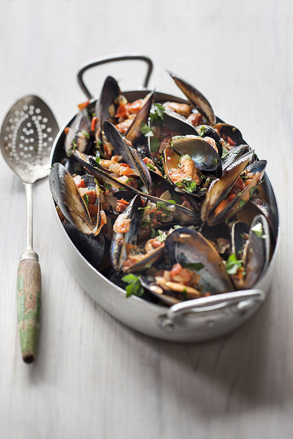 Spanish Style Mussels with Chorizo and Tomato